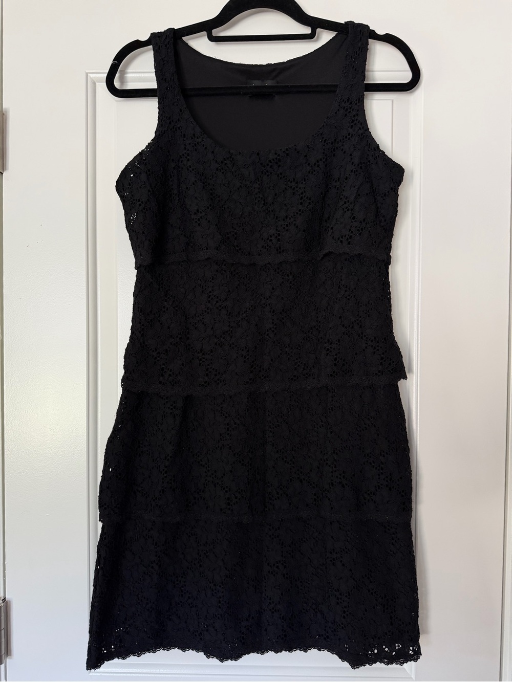 Laundry by Shelli Segal black lace dress